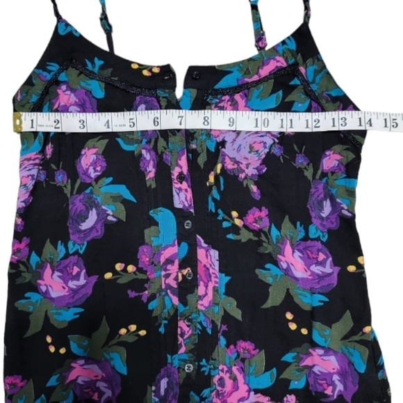 Streetwear Society | Black with Florals Tank Top - Picture 7 of 7